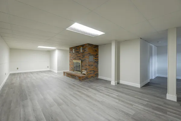 $489,000 | 114 Mountain View Drive, Jasper, TN 37347