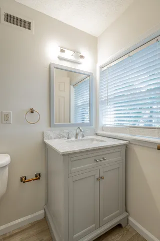 $489,000 | 114 Mountain View Drive, Jasper, TN 37347