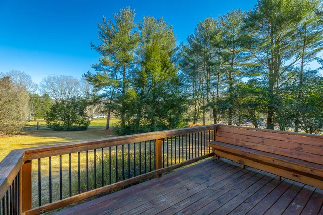 $489,000 | 114 Mountain View Drive, Jasper, TN 37347