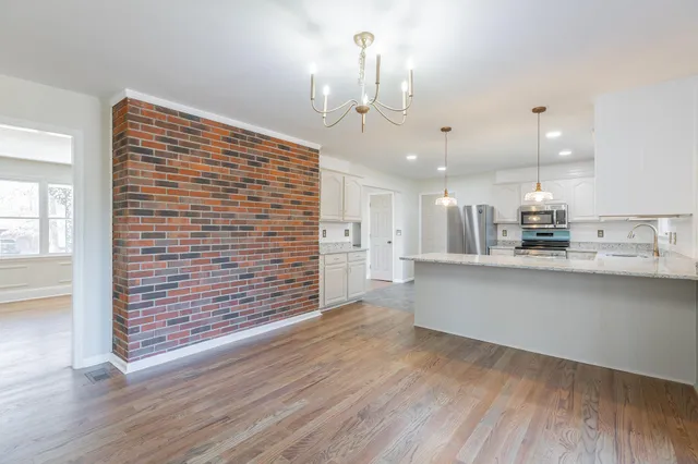 $489,000 | 114 Mountain View Drive, Jasper, TN 37347