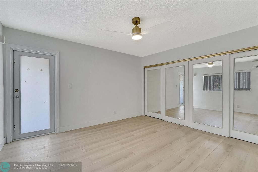 161 Northeast 10th Avenue, Unit 14A Hallandale Beach, FL 33009 - Photo 5 of 45