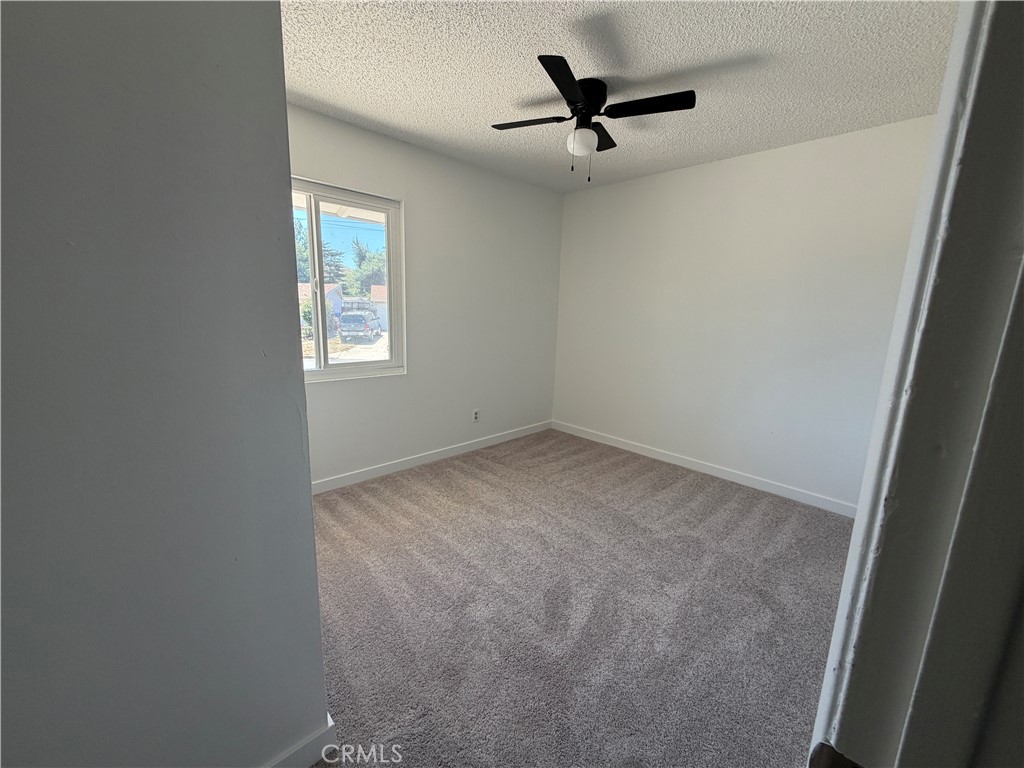 14538 Springvale Street Poway, CA 92064 - Photo 26 of 47 an empty room with a window