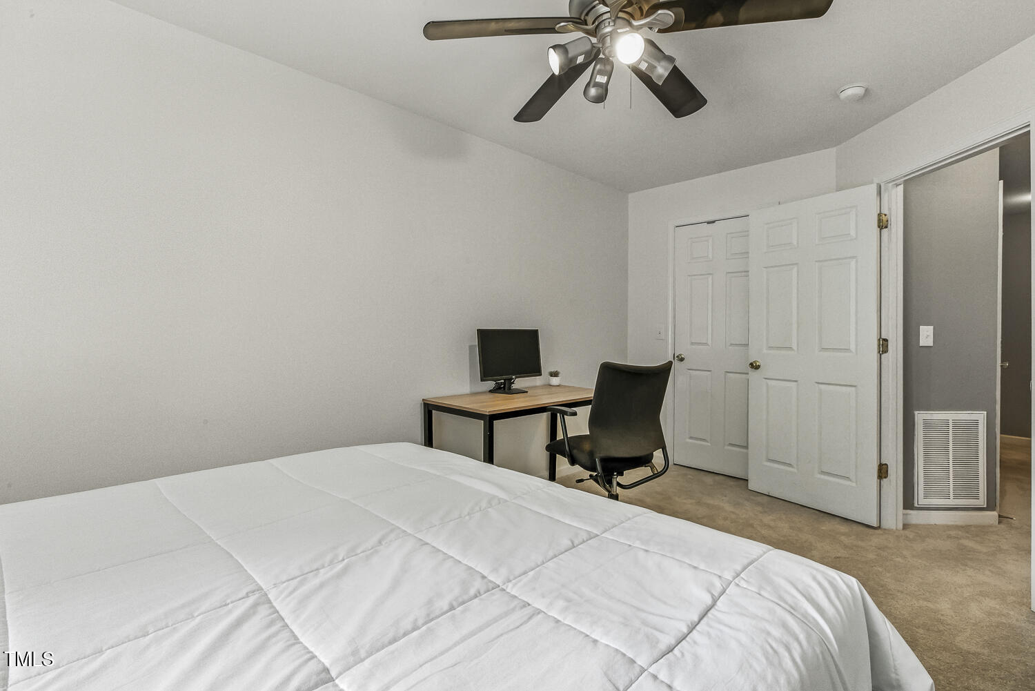 2831 Barrymore Street, Unit 107 Raleigh, NC 27603 - Photo 20 of 26 036