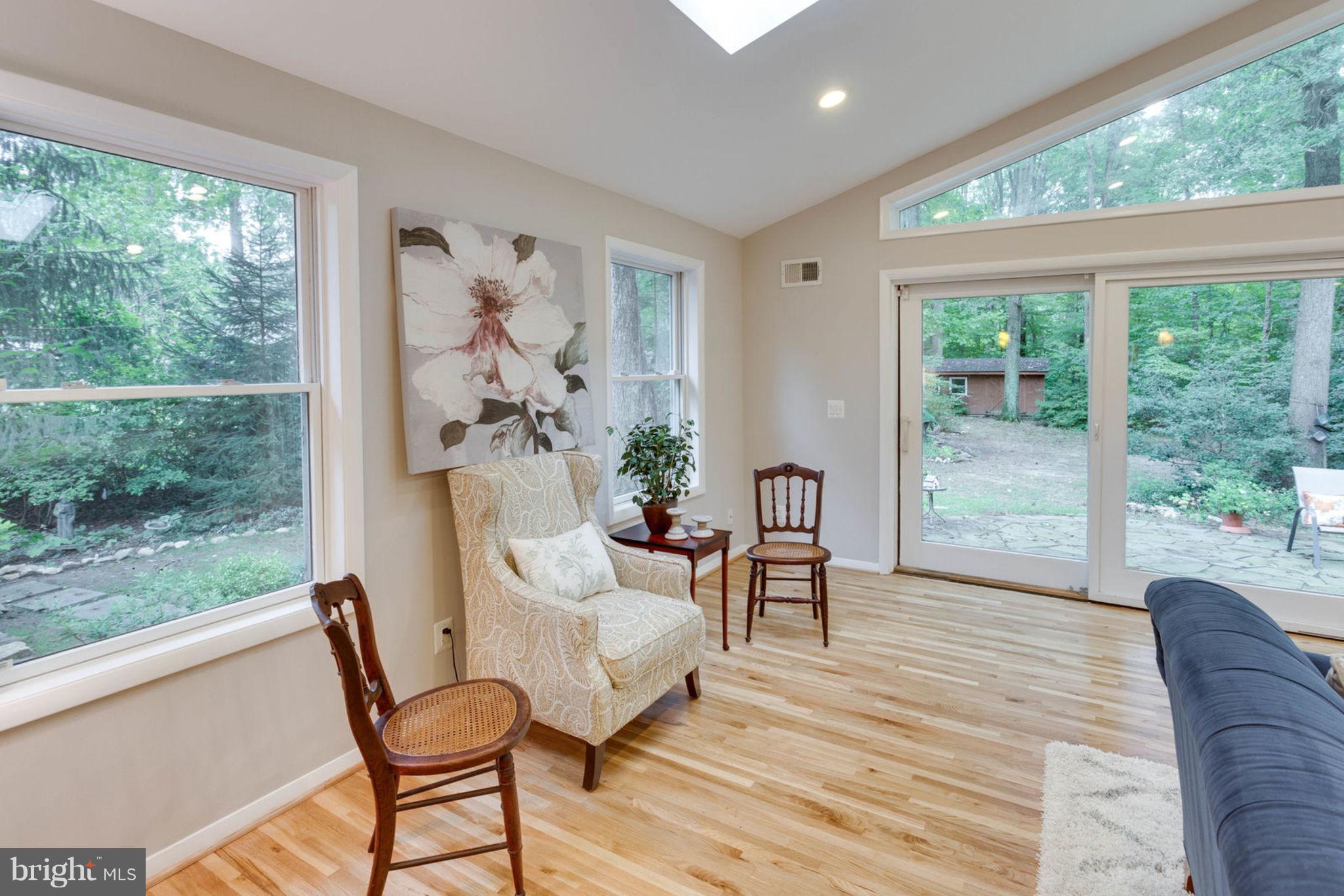 4709 Guinea Road Annandale, VA 22003 - Photo 9 of 29 Family Room
