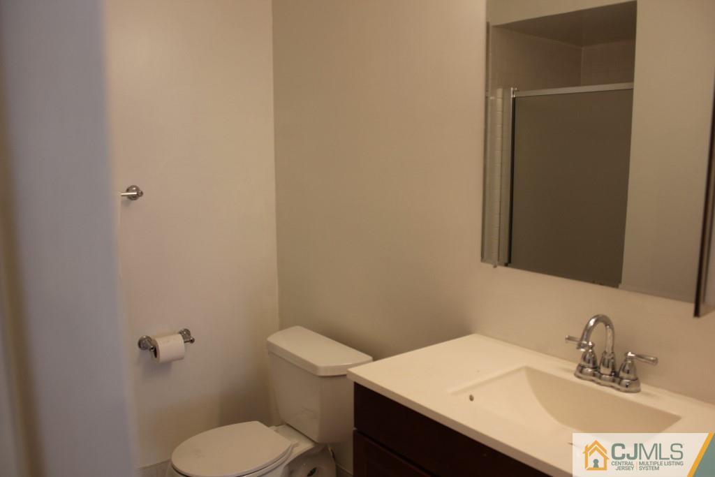 88 Keystone Court Edison, NJ 08817 - Photo 13 of 13 Gallery Image 13