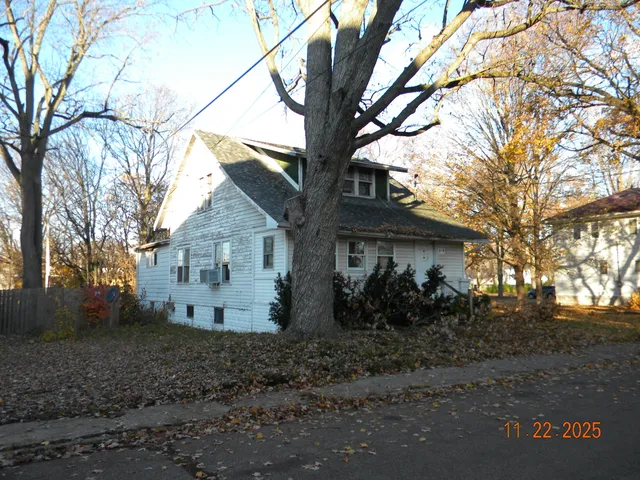 $90,000 | 314 North 6th Street, Niles, MI 49120