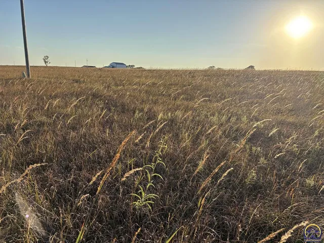 $47,400 | 1961 Highway 50, Strong City, KS 66869