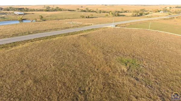$47,400 | 1961 Highway 50, Strong City, KS 66869