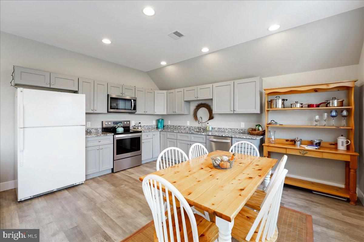 256 West Hillendale Road Kennett Square, PA 19348 - Photo 6 of 19 Kitchen