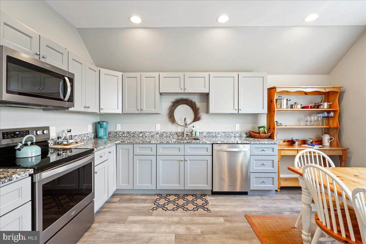 256 West Hillendale Road Kennett Square, PA 19348 - Photo 7 of 19 Kitchen