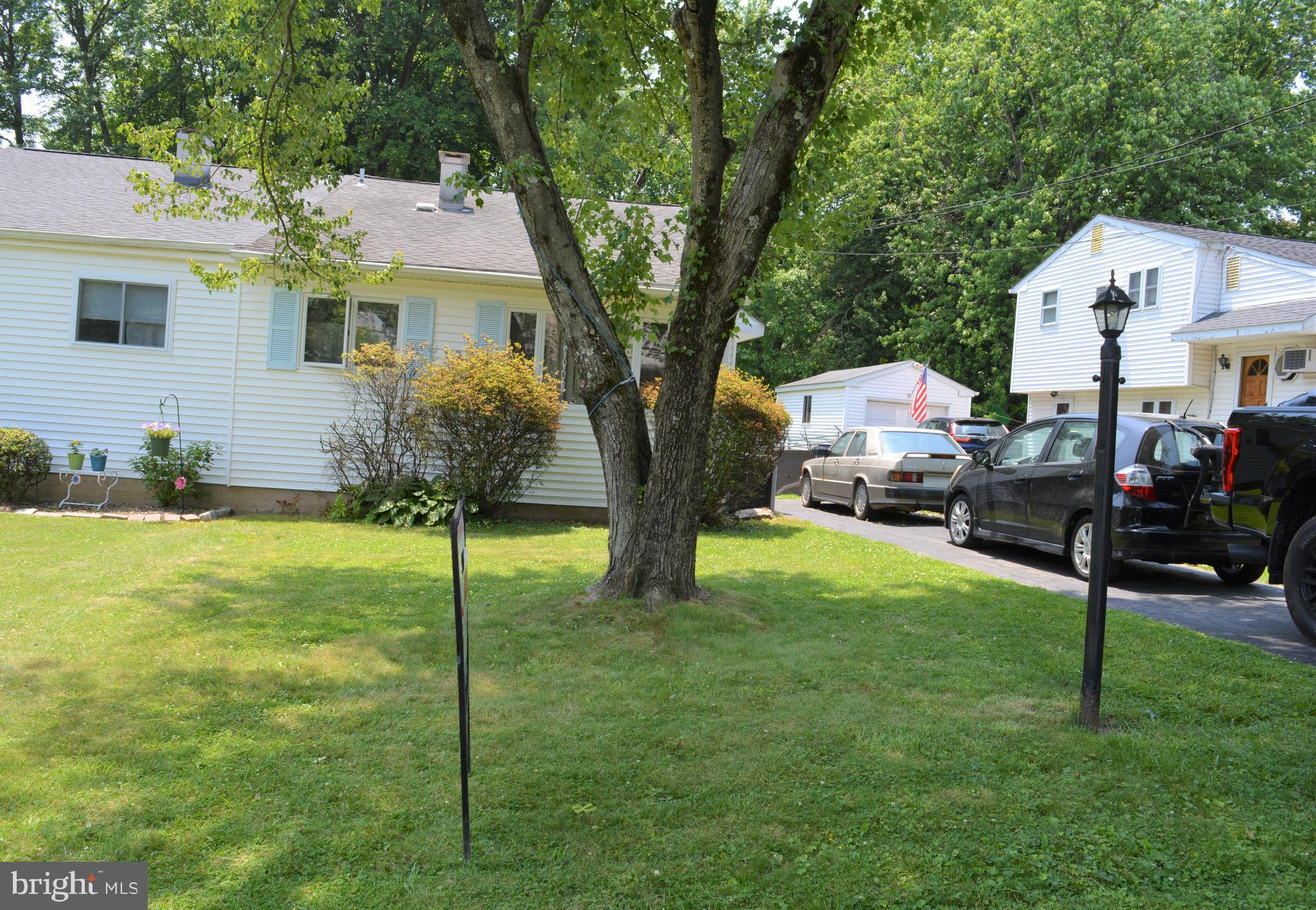2962 Thunderhead Road Abington, PA 19001 - Photo 2 of 31 Gallery Image 2