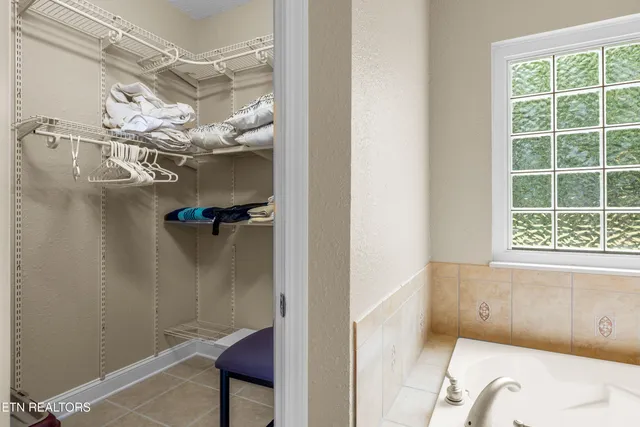 $615,000 | 1812 Crazyhorse Drive, Maryville, TN 37801