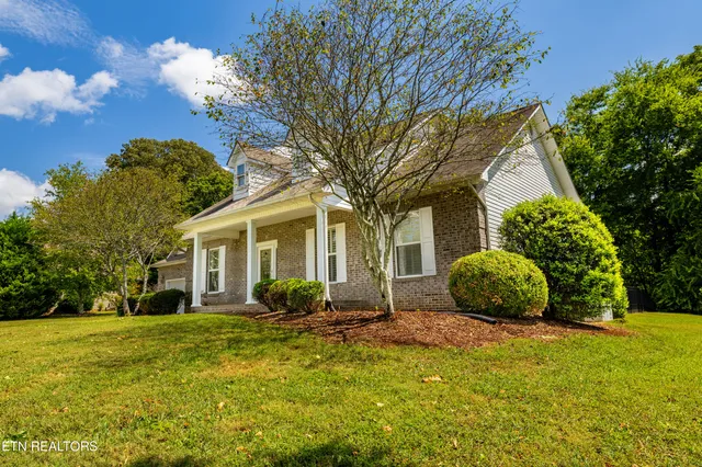 $615,000 | 1812 Crazyhorse Drive, Maryville, TN 37801