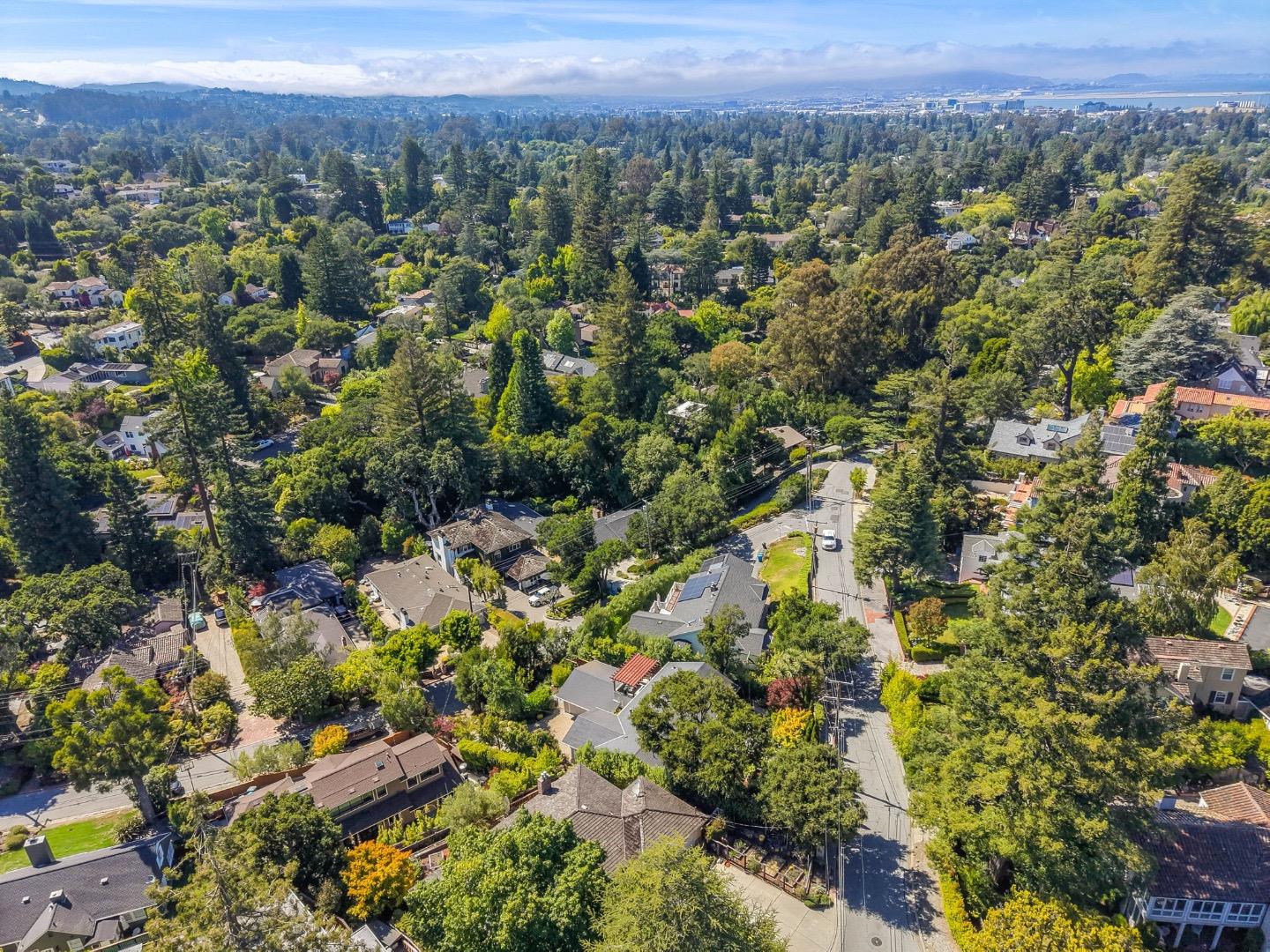 405 Glendale Road San Mateo, CA 94402 - Photo 71 of 81