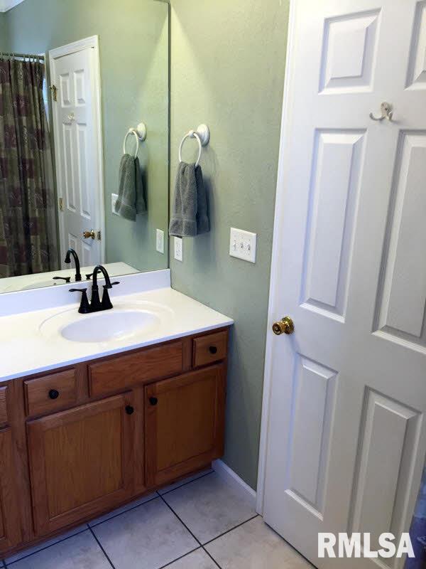 407 Emperor Lane Herrin, IL 62948 - Photo 15 of 22 Gallery Image 15