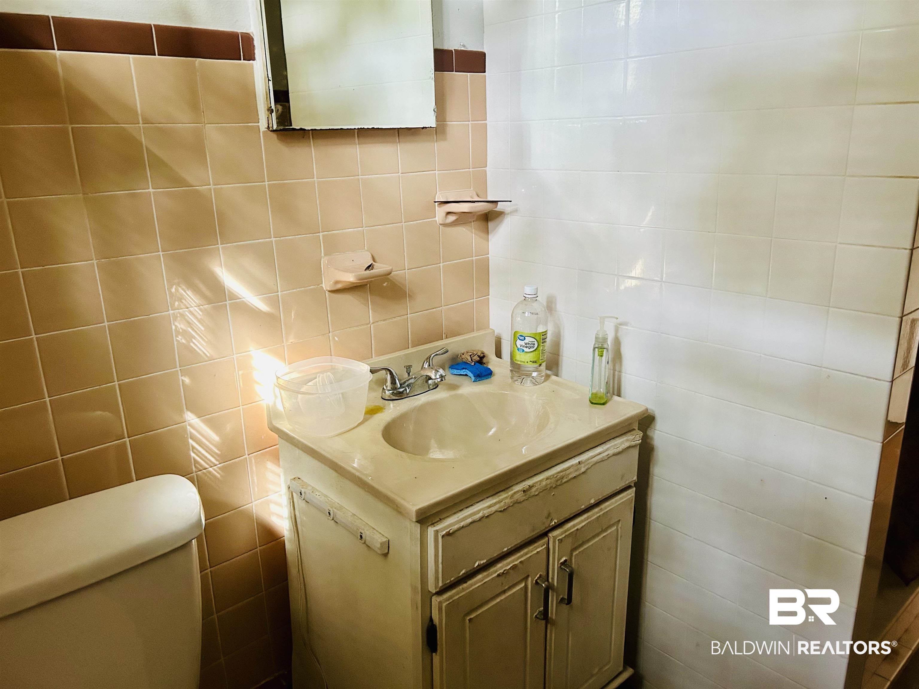 202 4th Street Mobile, AL 36611 - Photo 25 of 27
