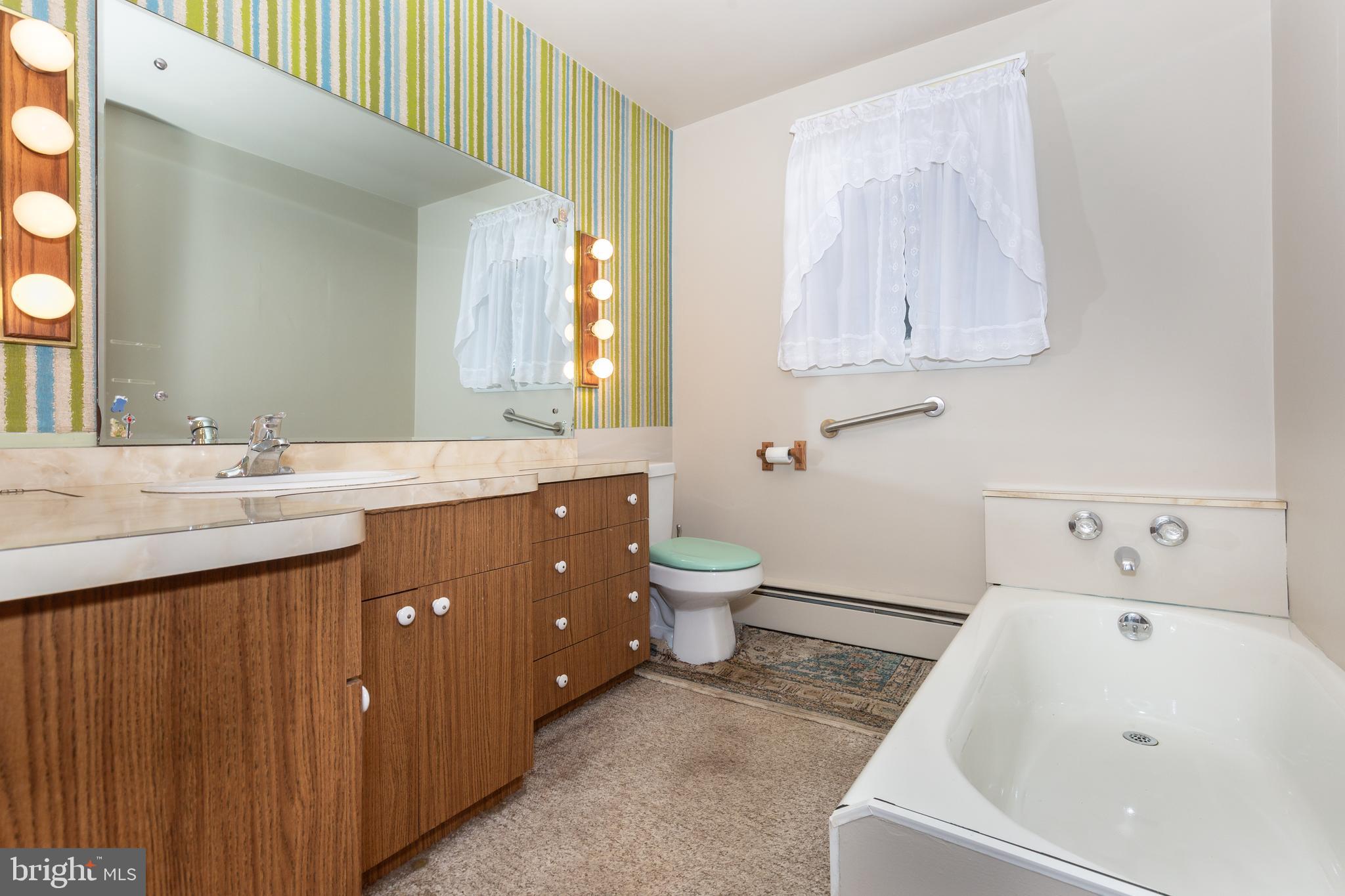 1023 Cherrytown Road Westminster, MD 21158 - Photo 24 of 39 Hall full bath