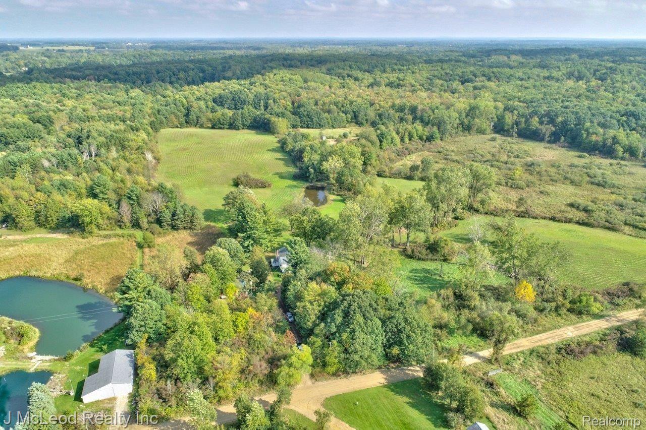 9281 Lane Road Millington, MI 48746 - Photo 38 of 55 9281 Lane Rd Millington-40.jpg