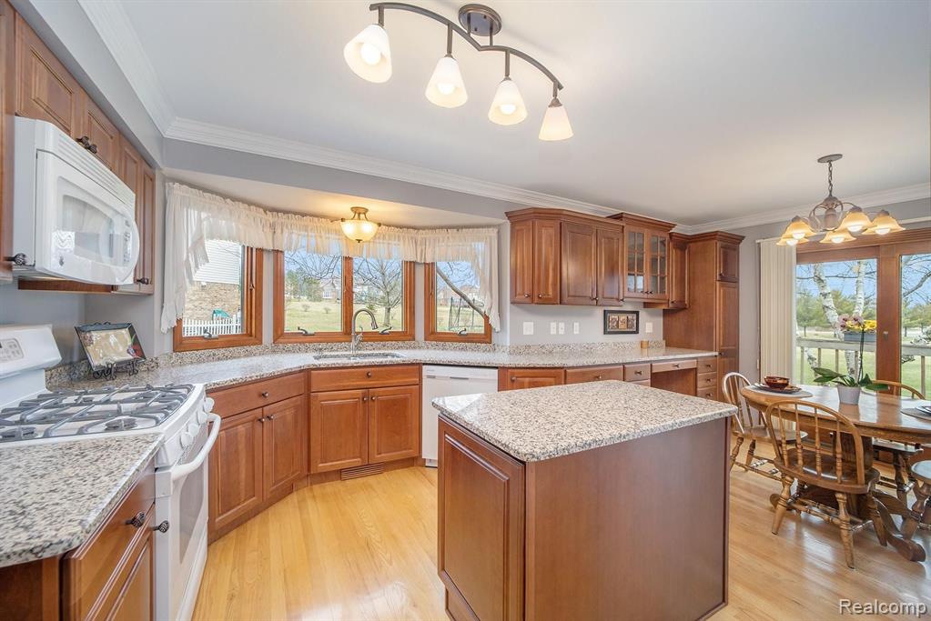 3659 Worthington Court Rochester Hills, MI 48309 - Photo 23 of 42