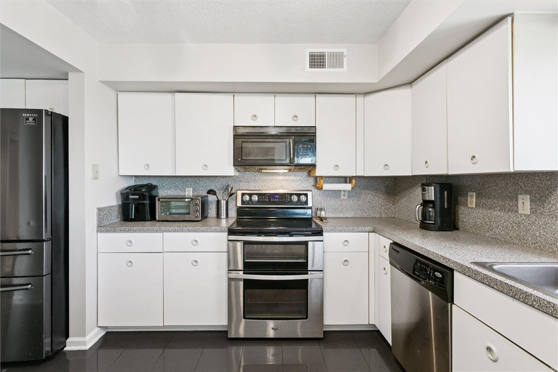 7505 River Road, Unit 12G Newport News, VA 23607 - Photo 4 of 47 Gallery Image 4