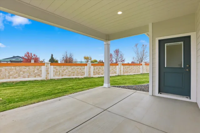 $505,850 | 20 North Country Club Drive, Unit 20, Deer Park, WA 99006