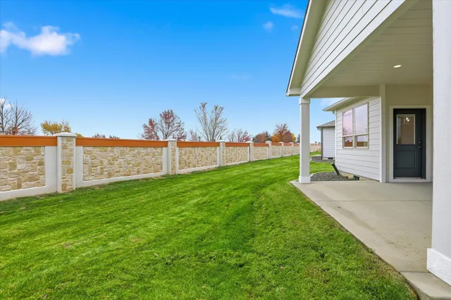 $505,850 | 20 North Country Club Drive, Unit 20, Deer Park, WA 99006