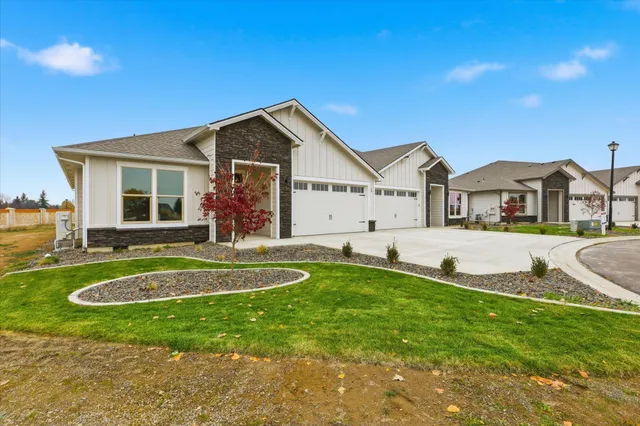 $505,850 | 20 North Country Club Drive, Unit 20, Deer Park, WA 99006