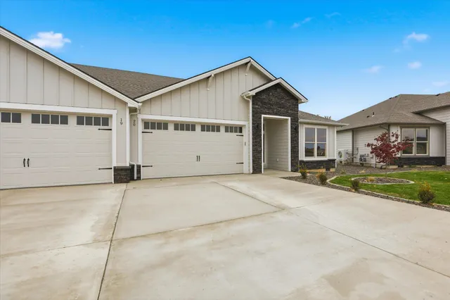 $505,850 | 20 North Country Club Drive, Unit 20, Deer Park, WA 99006