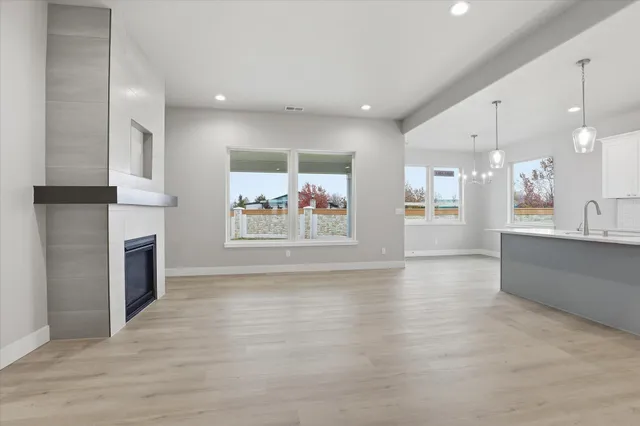 $505,850 | 20 North Country Club Drive, Unit 20, Deer Park, WA 99006