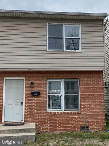 $1,325 | 950 Concord Street, Hagerstown, MD 21740
