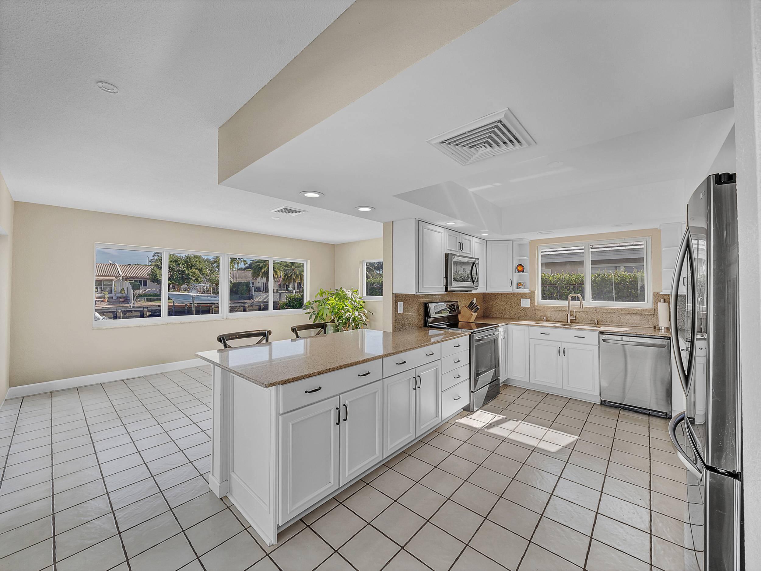 830 Cypress Way Boca Raton, FL 33486 - Photo 10 of 22 Kitchen1