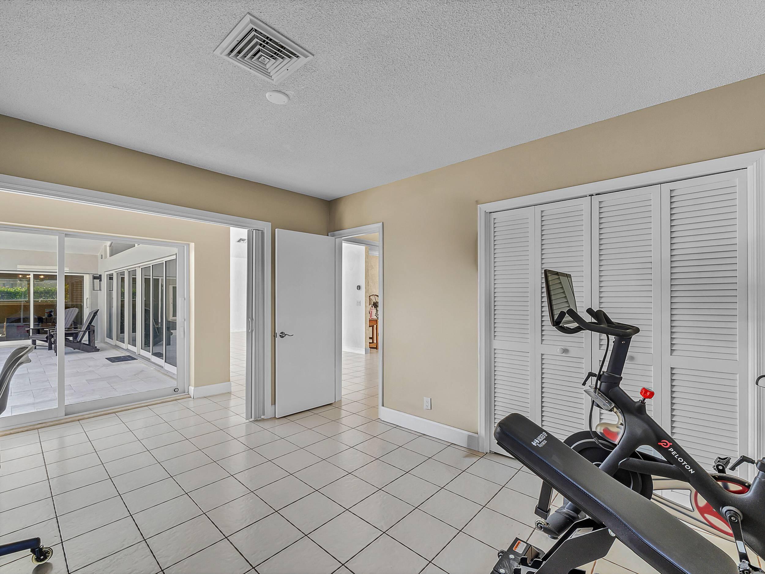 830 Cypress Way Boca Raton, FL 33486 - Photo 15 of 22 Bedroom2