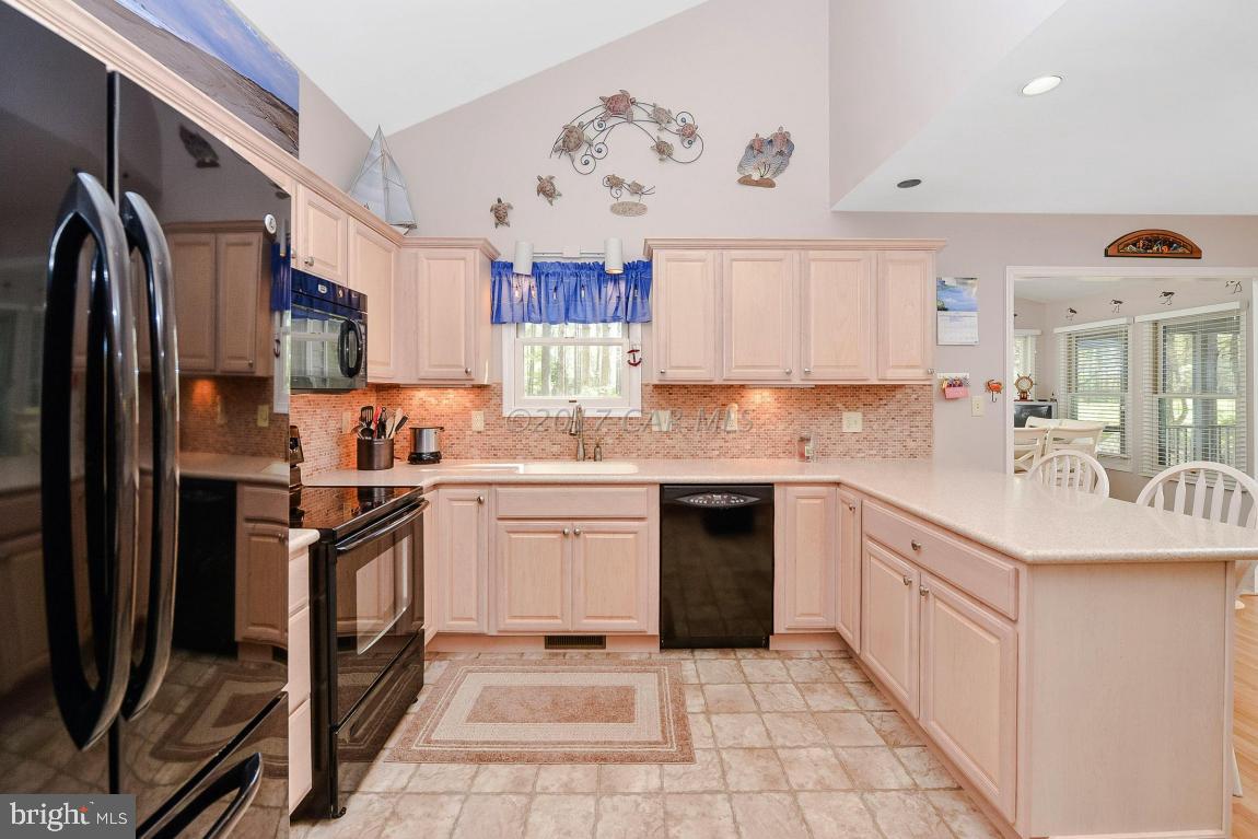 125 Windjammer Road Ocean Pines, MD 21811 - Photo 12 of 36