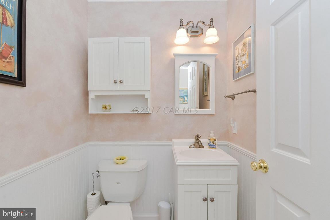 125 Windjammer Road Ocean Pines, MD 21811 - Photo 18 of 36