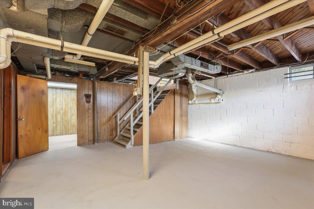 43 Wilburtha Road Ewing, NJ 08628 - Photo 24 of 37