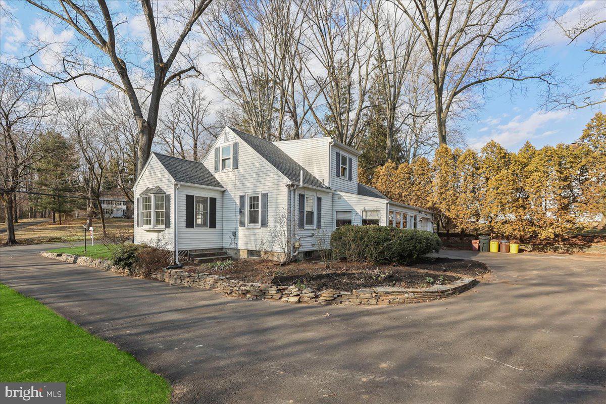 43 Wilburtha Road Ewing, NJ 08628 - Photo 30 of 37