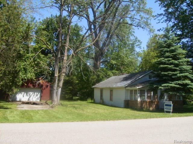 3776 Pine Road Fort Gratiot, MI 48059 - Photo 5 of 5 SANY3074.JPG