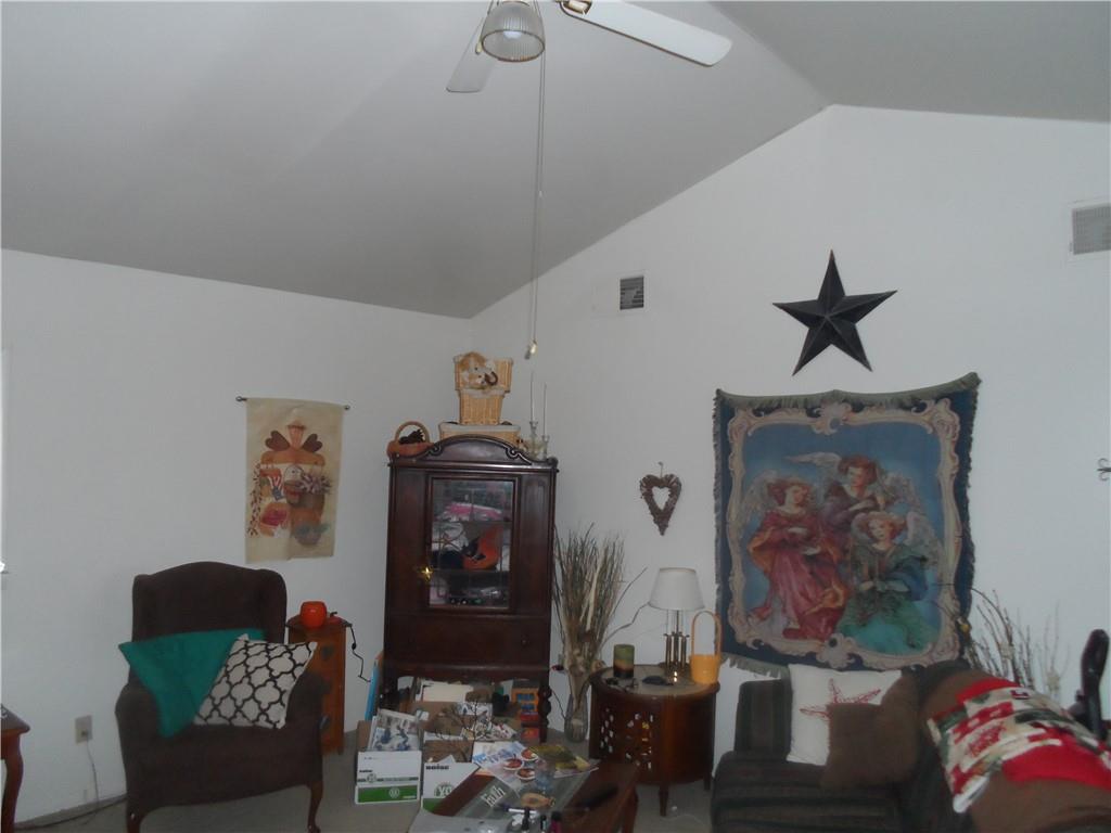 256 Timblin Road Butler, PA 16001 - Photo 16 of 19 Gallery Image 16