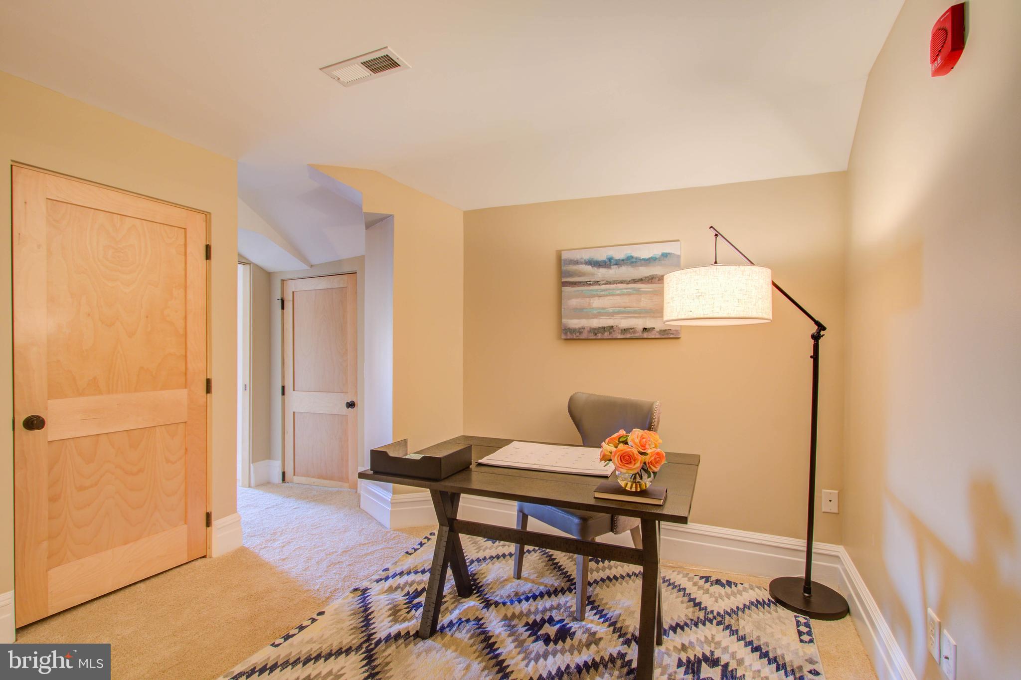 9610 Dewitt Drive, Unit PH410 Silver Spring, MD 20910 - Photo 17 of 64