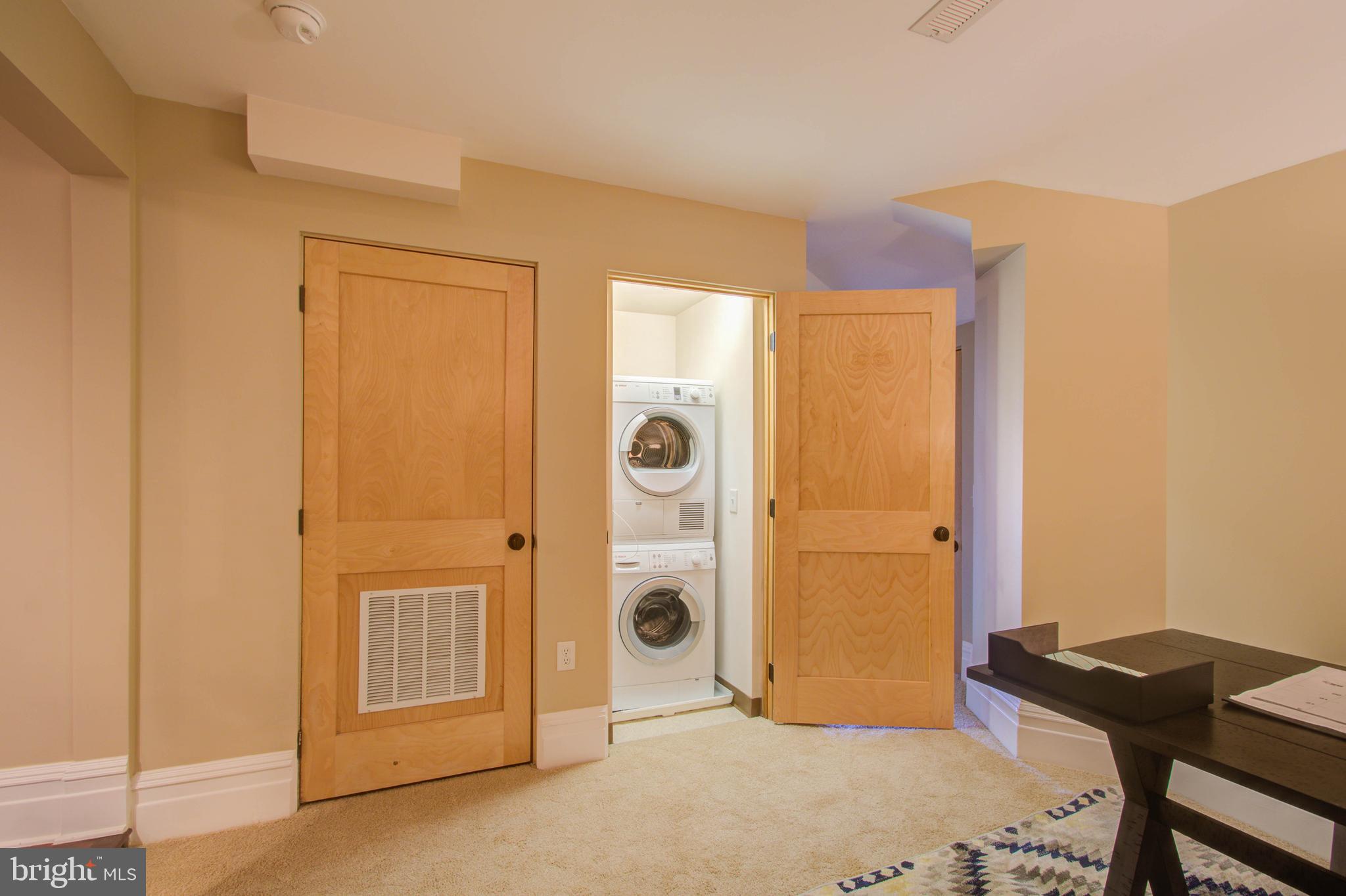 9610 Dewitt Drive, Unit PH410 Silver Spring, MD 20910 - Photo 26 of 64