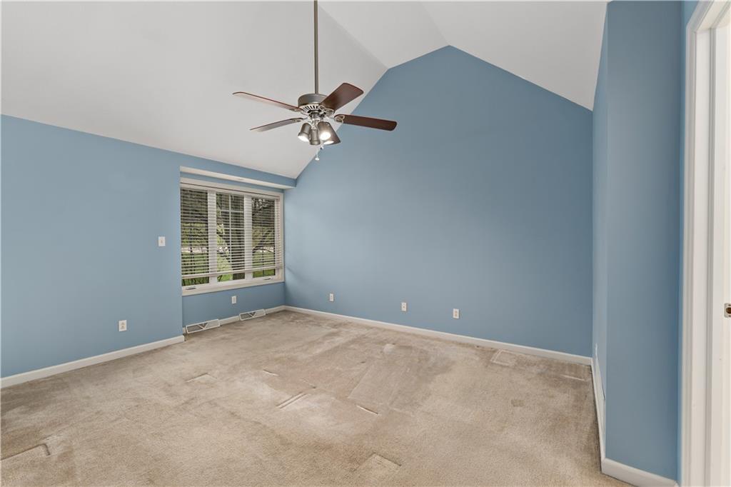 412 Old Clairton Road Clairton, PA 15025 - Photo 15 of 39