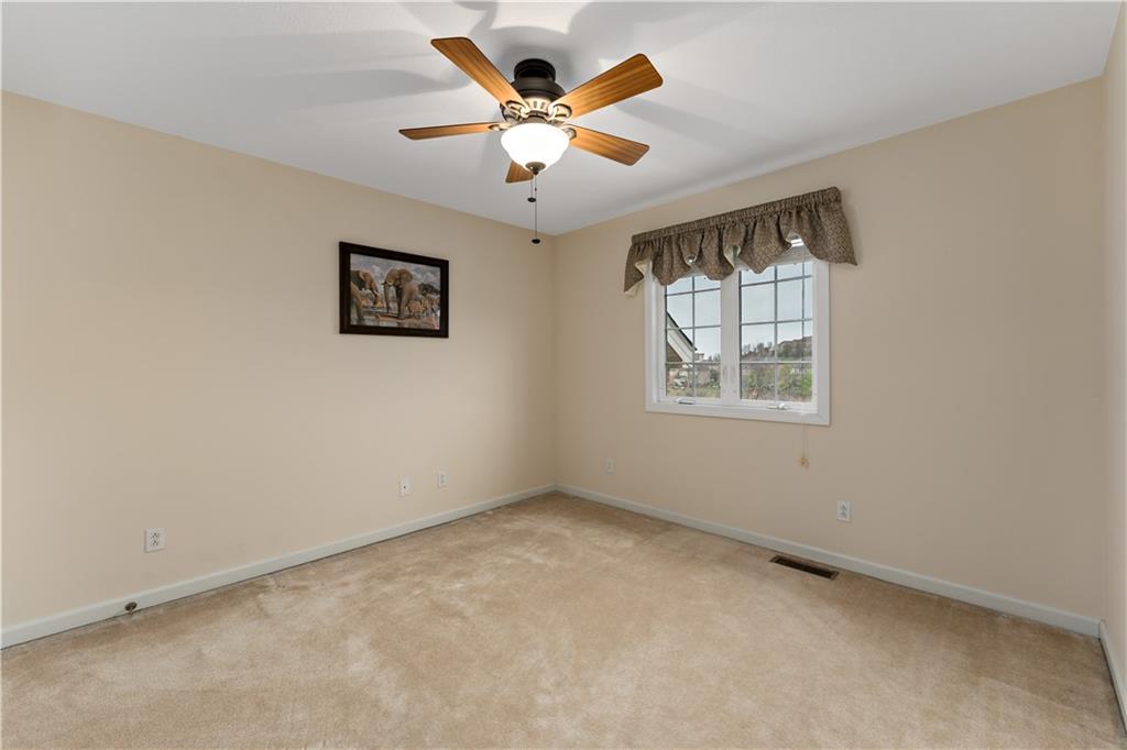 412 Old Clairton Road Clairton, PA 15025 - Photo 25 of 39