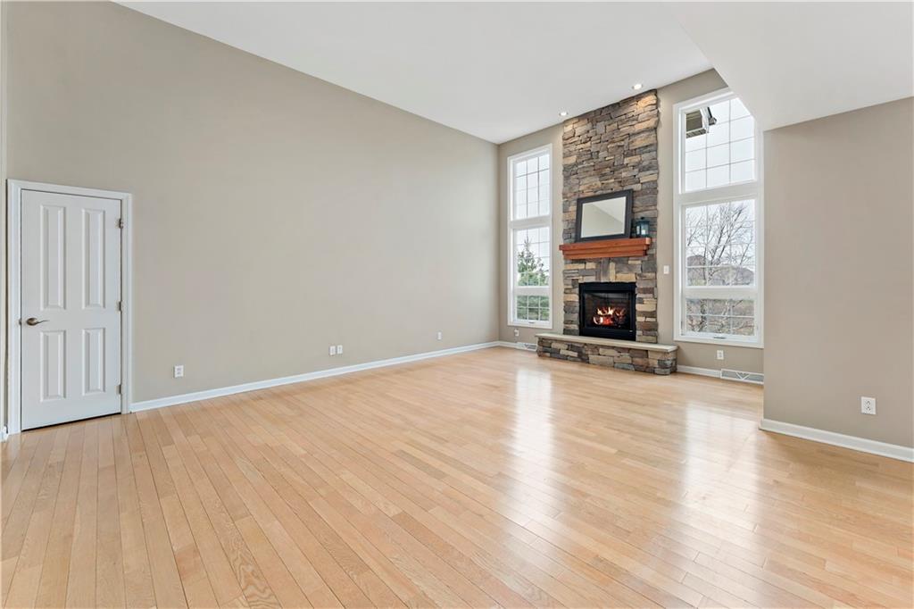 412 Old Clairton Road Clairton, PA 15025 - Photo 6 of 39