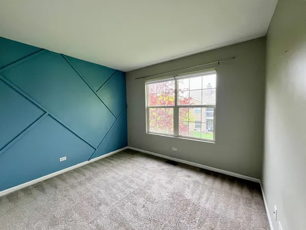 $2,500 | 1919 Golden Gate Lane, Naperville, IL 60563
