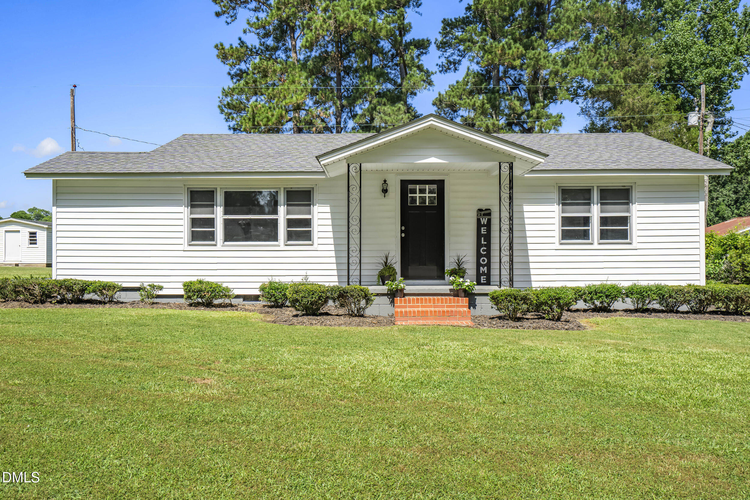 5511 Flower Hill Road Kenly, NC 27542 - Photo 1 of 33 1