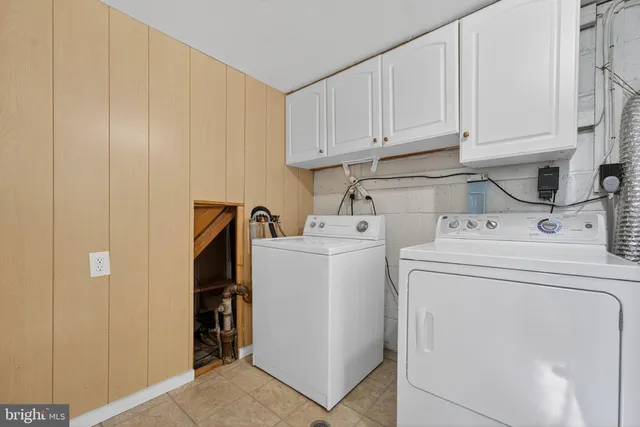 $429,000 | 13430 Greenacre Drive, Woodbridge, VA 22191