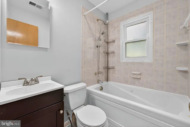 $429,000 | 13430 Greenacre Drive, Woodbridge, VA 22191