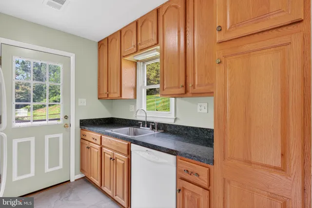 $429,000 | 13430 Greenacre Drive, Woodbridge, VA 22191