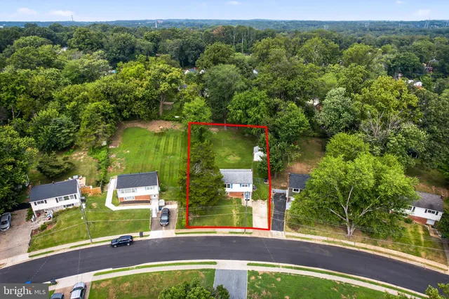 $429,000 | 13430 Greenacre Drive, Woodbridge, VA 22191