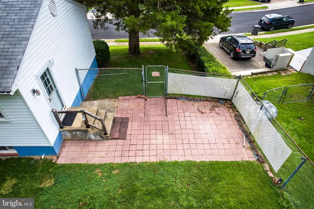 $429,000 | 13430 Greenacre Drive, Woodbridge, VA 22191